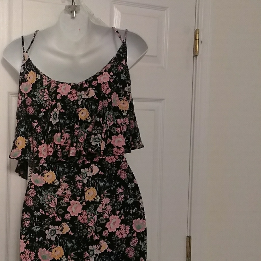 Sundress - Picture 3 of 4